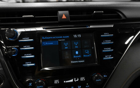 Toyota Camry, 2019 год, 2 600 000 рублей, 19 фотография