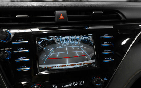 Toyota Camry, 2019 год, 2 600 000 рублей, 20 фотография