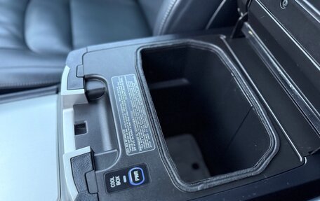 Toyota Land Cruiser 200, 2015 год, 6 390 000 рублей, 12 фотография