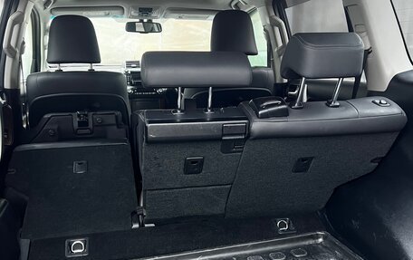 Toyota Land Cruiser Prado 150 рестайлинг 2, 2014 год, 3 600 000 рублей, 6 фотография