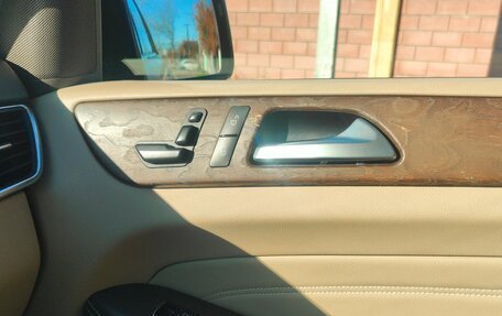 Mercedes-Benz M-Класс, 2014 год, 2 900 000 рублей, 22 фотография