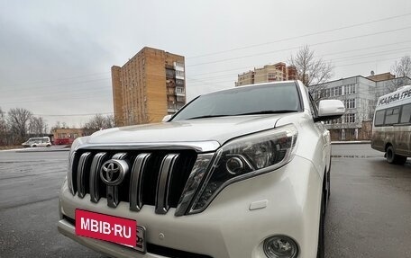 Toyota Land Cruiser Prado 150 рестайлинг 2, 2014 год, 3 600 000 рублей, 4 фотография