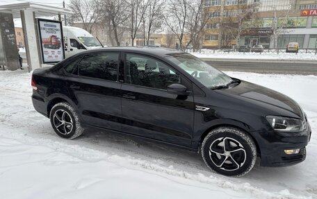 Volkswagen Polo VI (EU Market), 2016 год, 1 135 000 рублей, 2 фотография