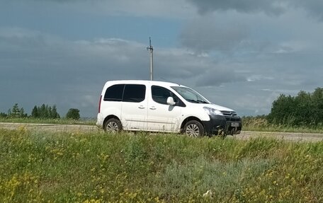 Citroen Berlingo II рестайлинг, 2010 год, 650 000 рублей, 17 фотография