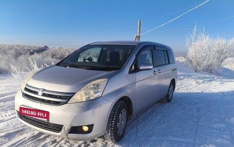 Toyota ISis I, 2009 год, 990 000 рублей, 6 фотография