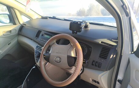 Toyota ISis I, 2009 год, 990 000 рублей, 9 фотография