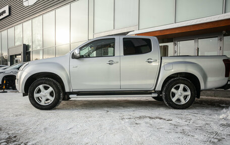 Isuzu D-Max II, 2017 год, 2 693 000 рублей, 4 фотография