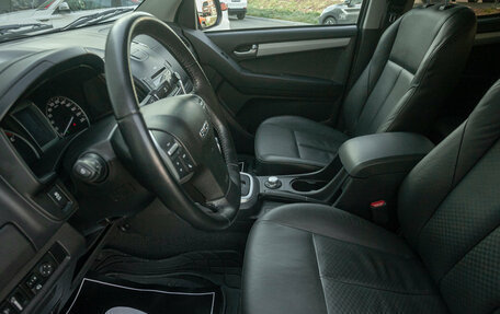 Isuzu D-Max II, 2017 год, 2 693 000 рублей, 10 фотография