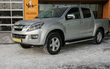 Isuzu D-Max II, 2017 год, 2 693 000 рублей, 2 фотография