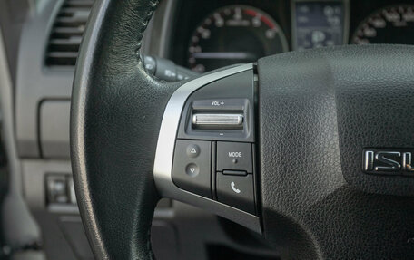 Isuzu D-Max II, 2017 год, 2 693 000 рублей, 11 фотография