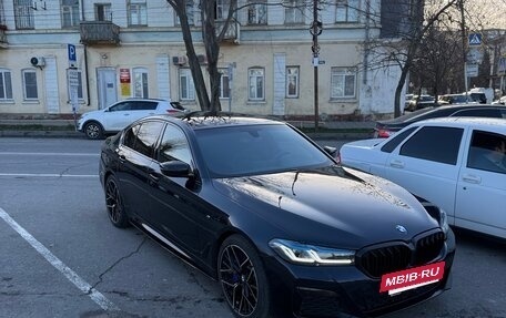 BMW 5 серия, 2018 год, 3 050 000 рублей, 2 фотография