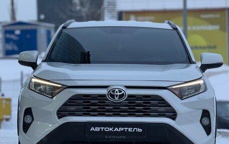 Toyota RAV4, 2019 год, 3 300 000 рублей, 17 фотография