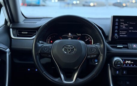 Toyota RAV4, 2019 год, 3 300 000 рублей, 34 фотография