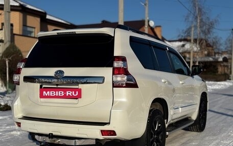 Toyota Land Cruiser Prado 150 рестайлинг 2, 2015 год, 3 500 000 рублей, 6 фотография