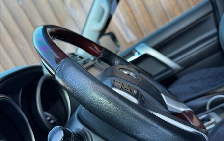 Toyota Land Cruiser Prado 150 рестайлинг 2, 2015 год, 3 500 000 рублей, 27 фотография