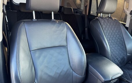 Toyota Land Cruiser Prado 150 рестайлинг 2, 2015 год, 3 500 000 рублей, 24 фотография