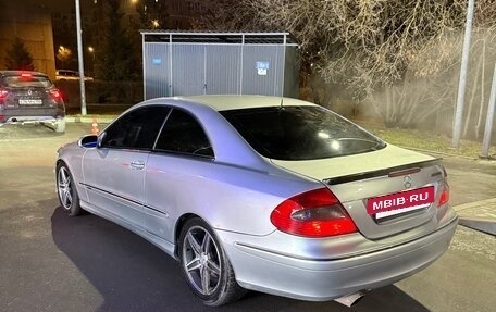 Mercedes-Benz CLK-Класс, 2002 год, 890 000 рублей, 8 фотография