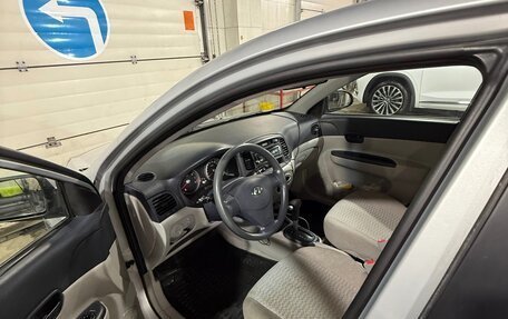 Hyundai Verna II, 2006 год, 590 000 рублей, 5 фотография