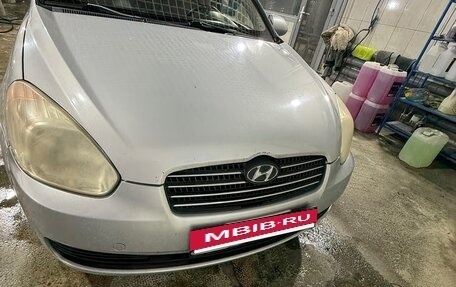 Hyundai Verna II, 2006 год, 590 000 рублей, 4 фотография