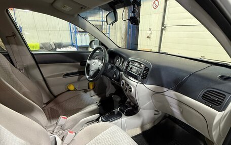 Hyundai Verna II, 2006 год, 590 000 рублей, 7 фотография