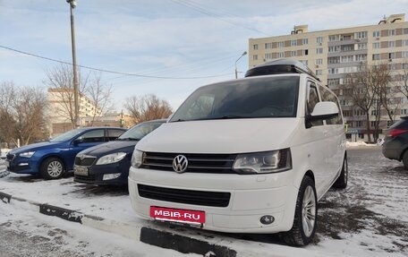 Volkswagen Multivan T5, 2012 год, 2 499 000 рублей, 4 фотография