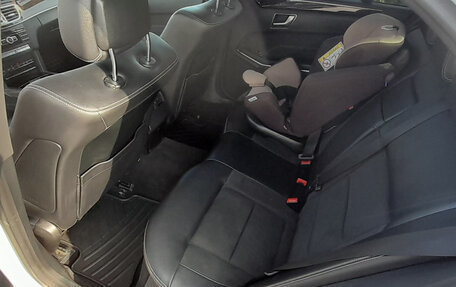 Mercedes-Benz E-Класс, 2015 год, 2 050 000 рублей, 9 фотография