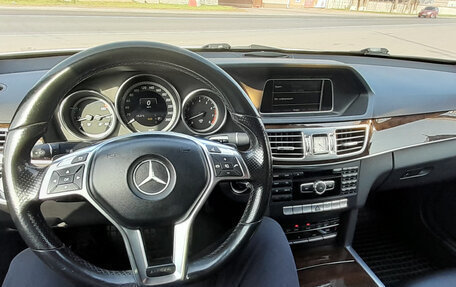 Mercedes-Benz E-Класс, 2015 год, 2 050 000 рублей, 10 фотография