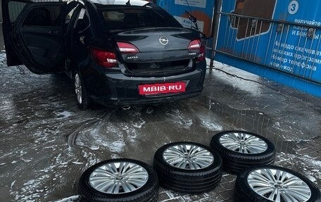 Opel Astra J, 2013 год, 650 008 рублей, 4 фотография