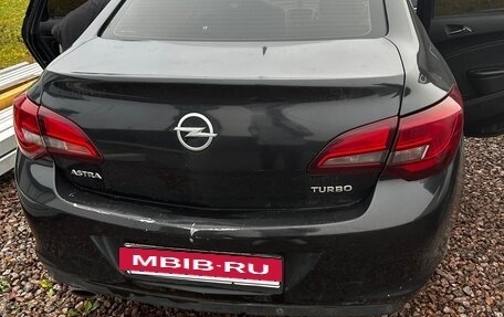 Opel Astra J, 2013 год, 650 008 рублей, 7 фотография