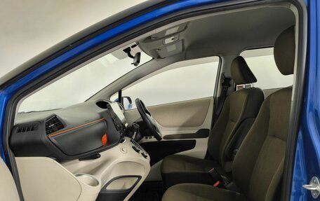 Toyota Sienta II, 2017 год, 1 365 000 рублей, 13 фотография