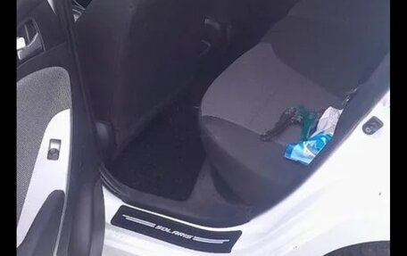 Hyundai Solaris II рестайлинг, 2012 год, 600 000 рублей, 7 фотография