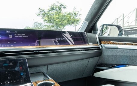 Cadillac Escalade V, 2025 год, 21 600 000 рублей, 10 фотография