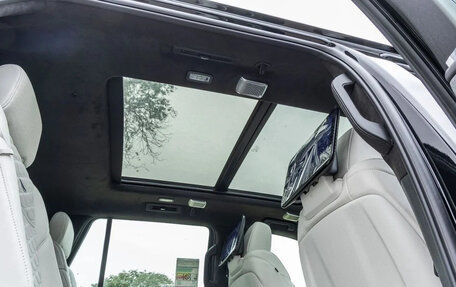 Cadillac Escalade V, 2025 год, 21 600 000 рублей, 18 фотография