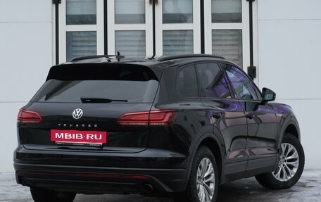 Volkswagen Touareg III, 2018 год, 4 550 000 рублей, 2 фотография