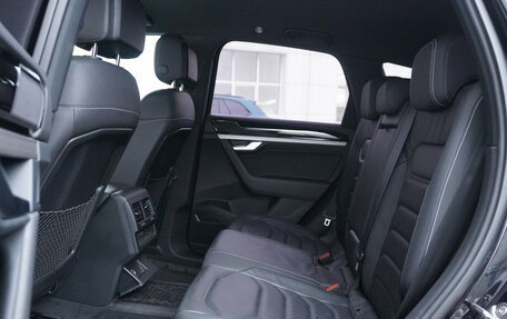 Volkswagen Touareg III, 2018 год, 4 550 000 рублей, 7 фотография