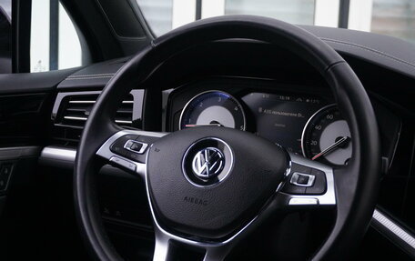 Volkswagen Touareg III, 2018 год, 4 550 000 рублей, 13 фотография