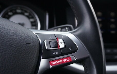 Volkswagen Touareg III, 2018 год, 4 550 000 рублей, 15 фотография