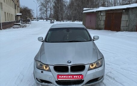 BMW 3 серия, 2011 год, 850 000 рублей, 4 фотография