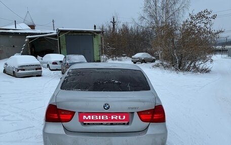 BMW 3 серия, 2011 год, 850 000 рублей, 6 фотография