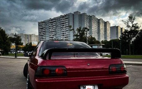 Nissan Skyline, 1990 год, 850 000 рублей, 5 фотография
