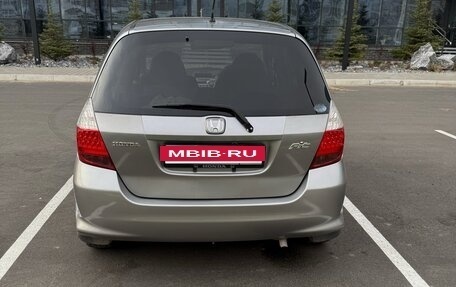 Honda Fit III, 2007 год, 550 000 рублей, 2 фотография