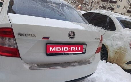 Skoda Rapid I, 2015 год, 785 000 рублей, 5 фотография