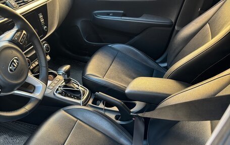 KIA Rio IV, 2021 год, 1 645 000 рублей, 8 фотография