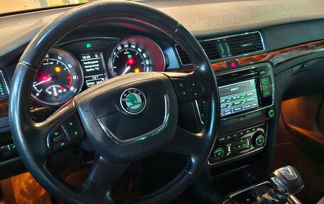 Skoda Superb III рестайлинг, 2012 год, 774 000 рублей, 2 фотография