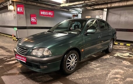 Toyota Avensis III рестайлинг, 2000 год, 270 000 рублей, 1 фотография
