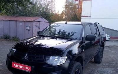 Mitsubishi L200 IV рестайлинг, 2013 год, 2 100 000 рублей, 1 фотография