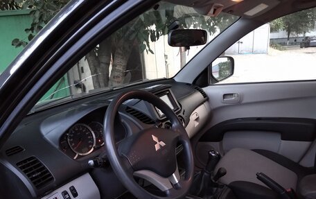 Mitsubishi L200 IV рестайлинг, 2013 год, 2 100 000 рублей, 5 фотография