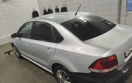 Volkswagen Polo VI (EU Market), 2016 год, 420 000 рублей, 2 фотография