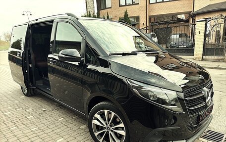 Mercedes-Benz V-Класс, 2024 год, 9 880 000 рублей, 13 фотография