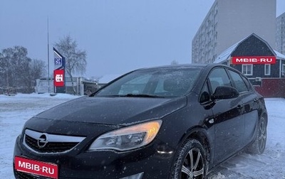 Opel Astra J, 2011 год, 700 000 рублей, 1 фотография